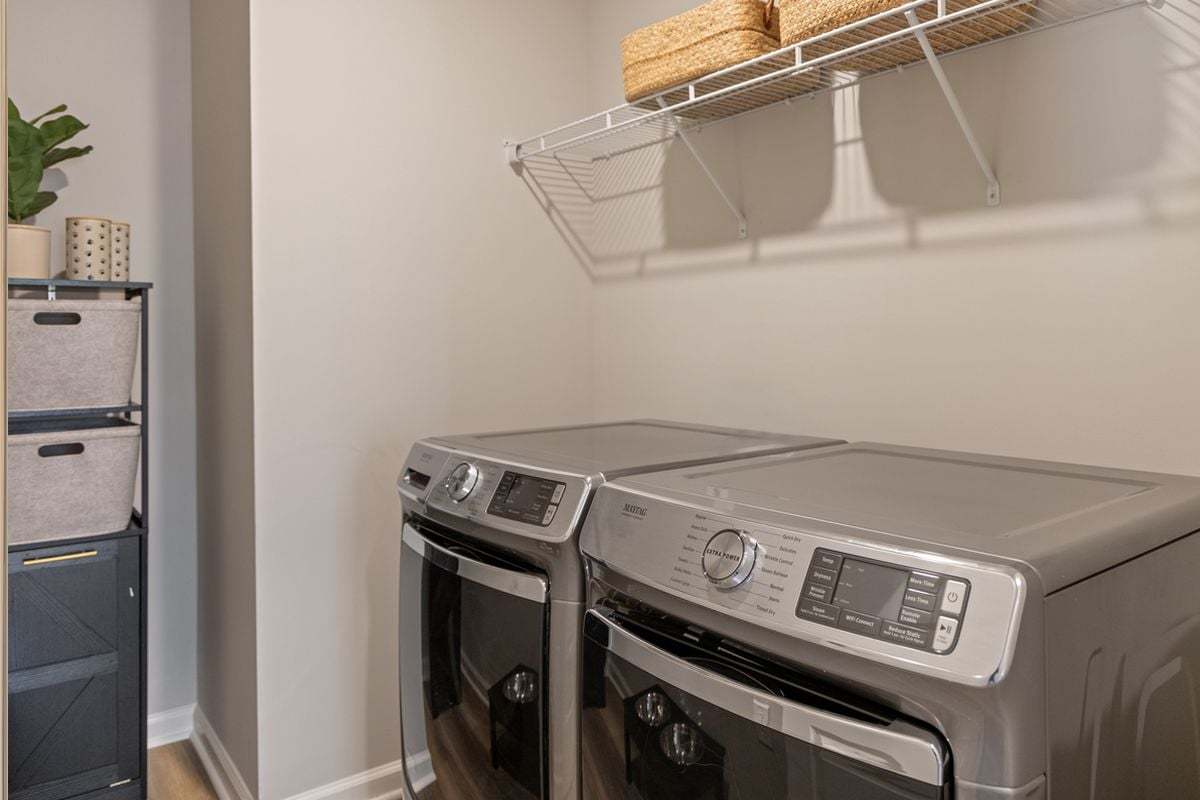 Plan 1910 Modeled - Dedicated laundry room