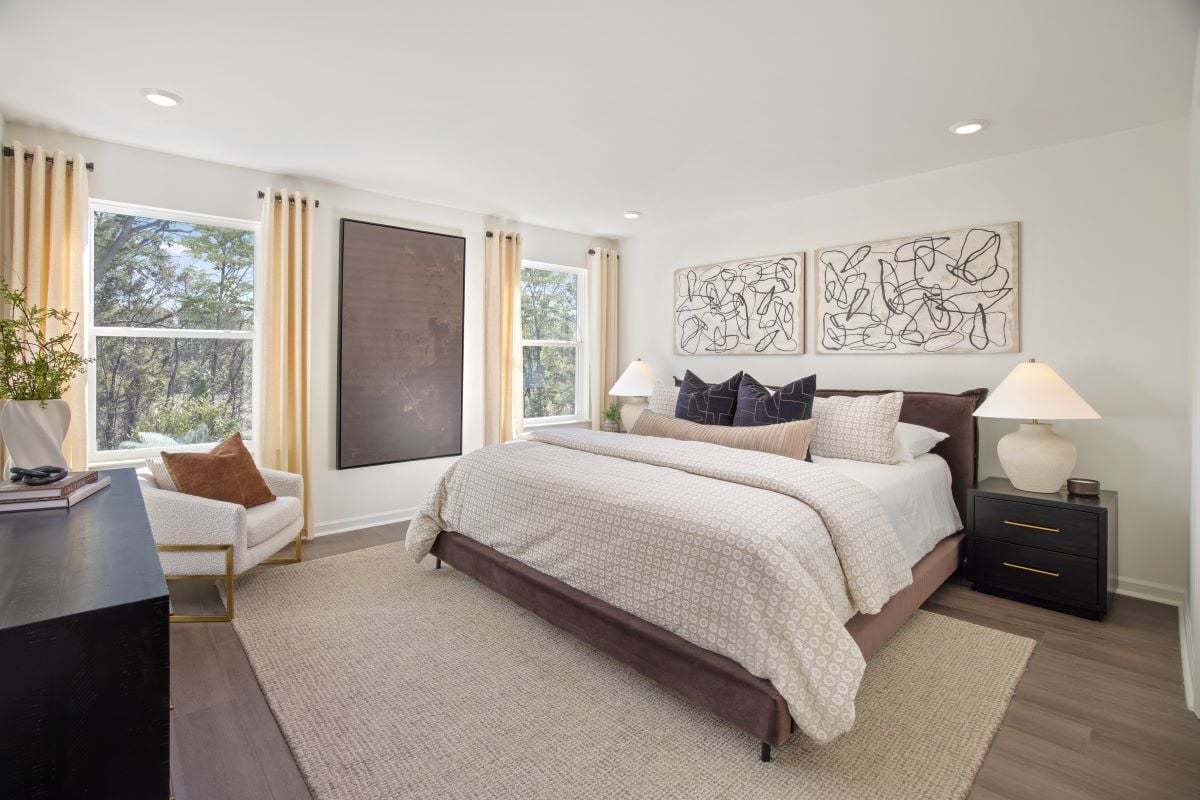 Plan 1582 Modeled - Large primary bedroom