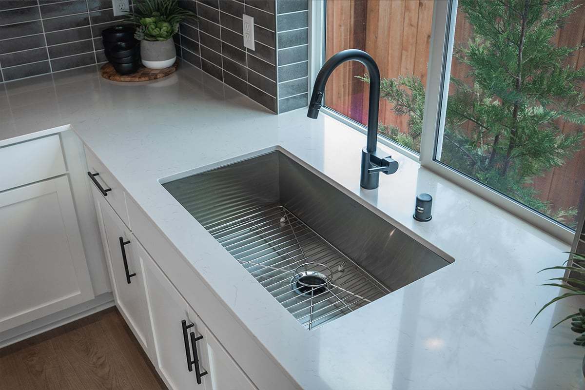 Plan 2565 Modeled - Single-basin undermount kitchen sink