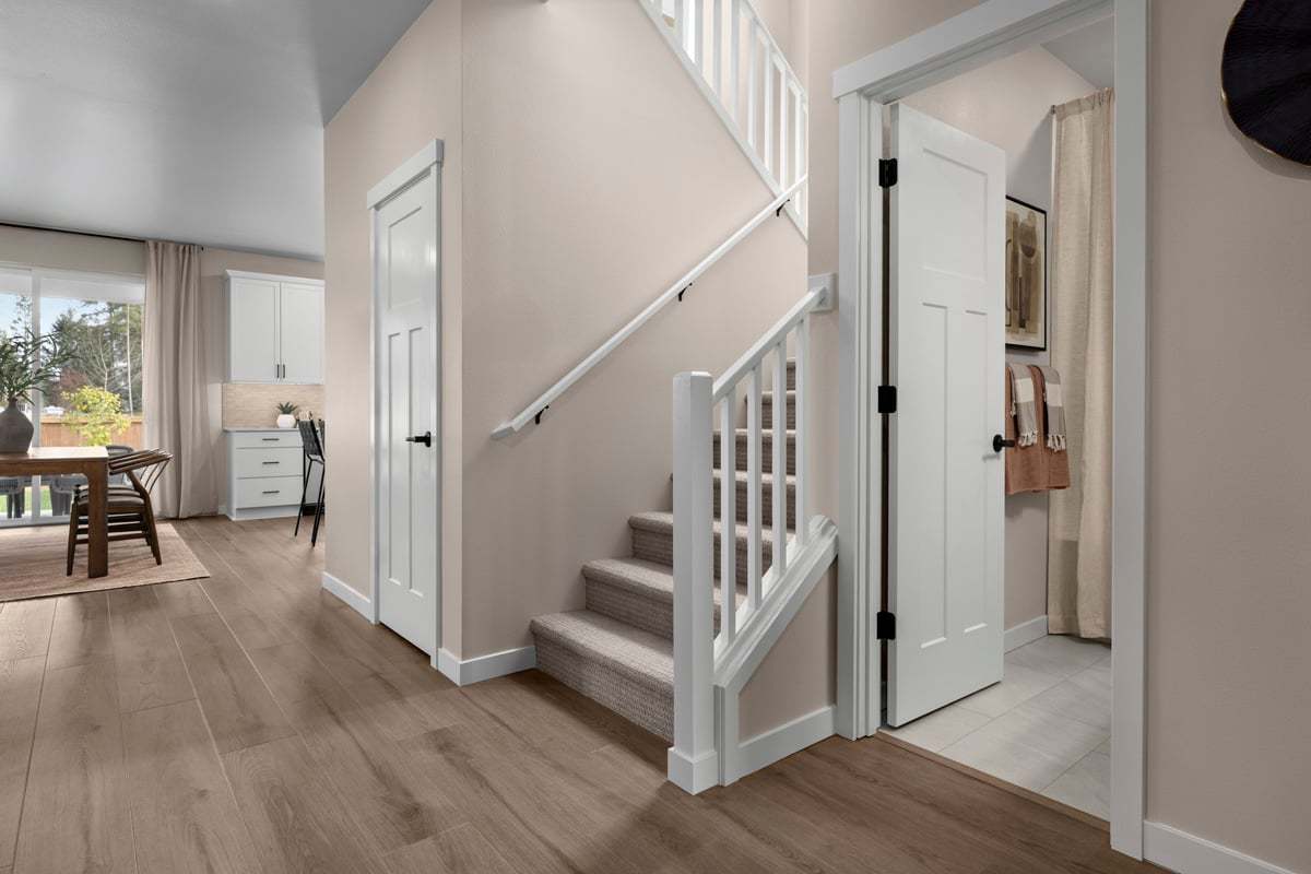 Plan 2350 Modeled - Open stair rail