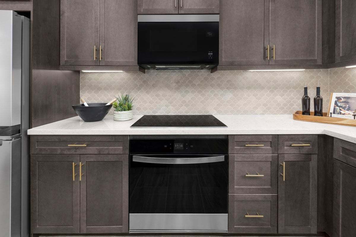 Plan 2874 Modeled - Optional stainless steel built-in oven with cooktop