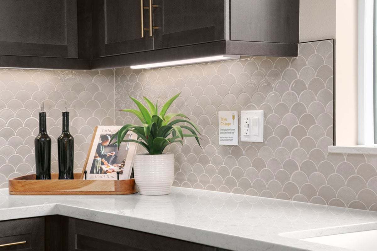 Plan 2874 Modeled - USB-A and USB-C charging receptacle at kitchen