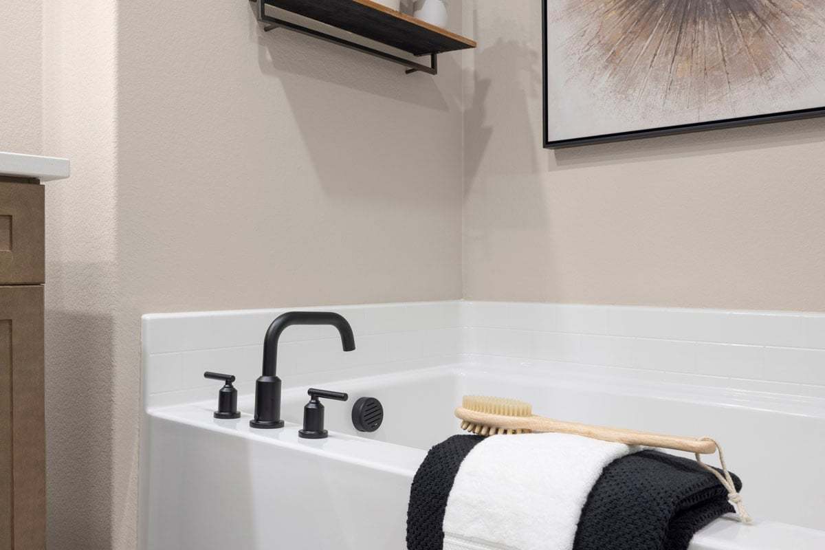 Plan 2763 Modeled - Optional matte black bath fixtures