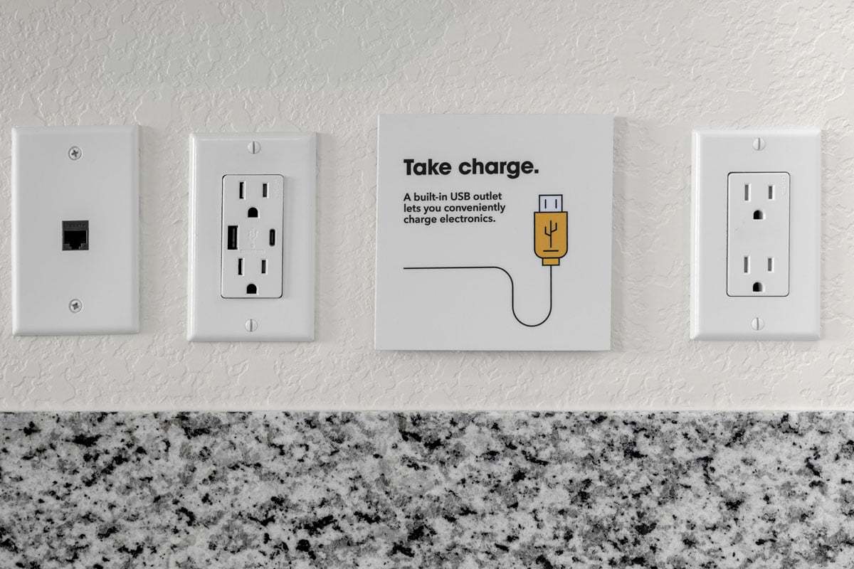 Plan 2097 Modeled - Kitchen USB-A and -C charging receptacle