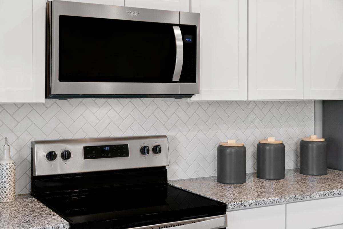 Plan 1446 Modeled - Stainless steel appliances