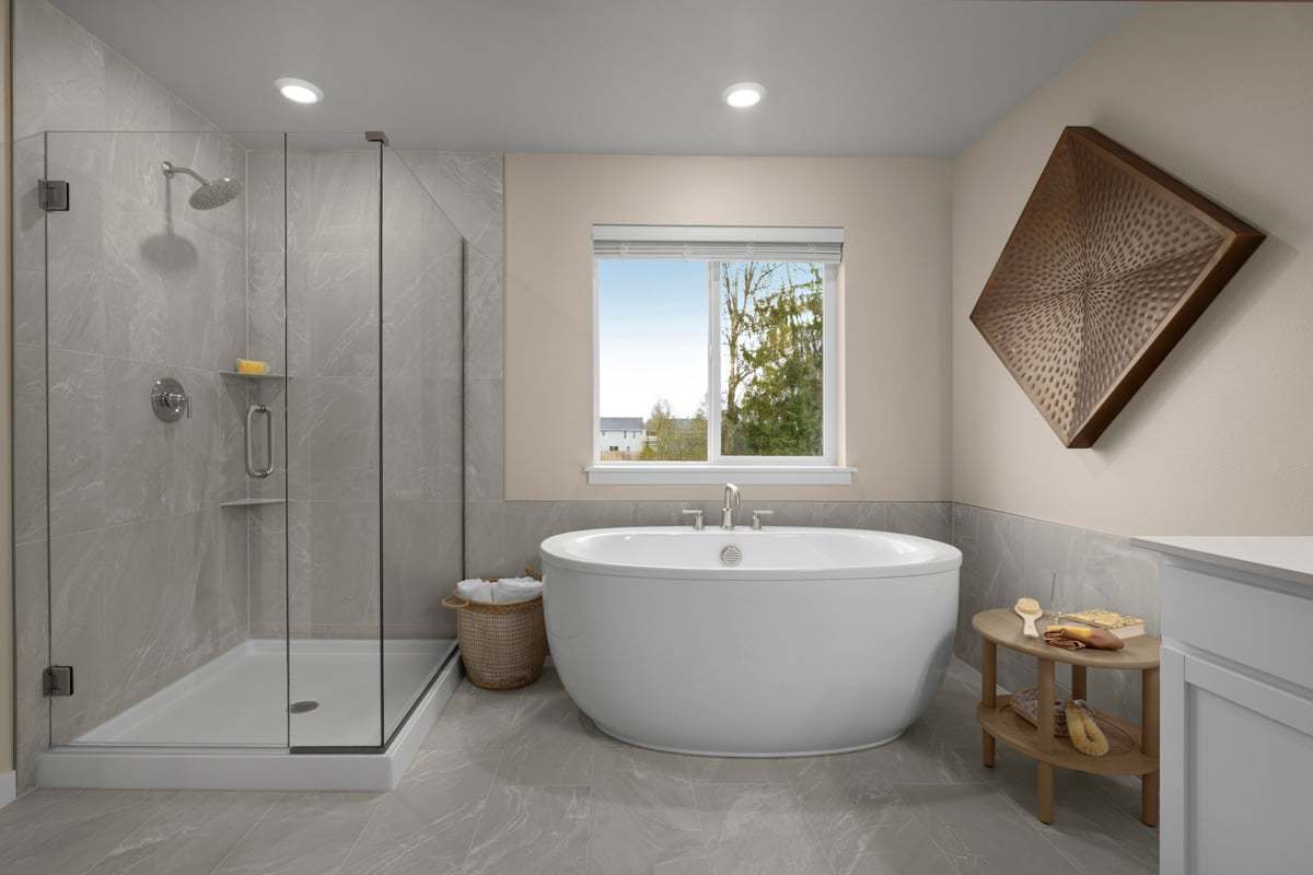 Plan 2330 Modeled - Soaking tub and separate shower at primary bath