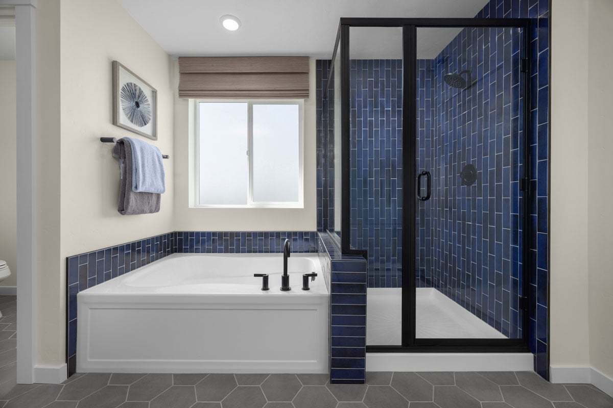 Plan 2602 Modeled - Tub and separate shower at primary bath