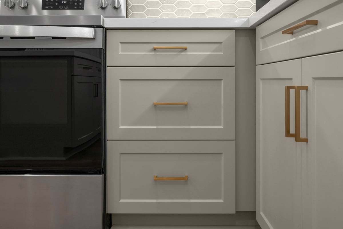 Plan 2244 Modeled - Optional Shaker-style thermofoil cabinets with gold pulls