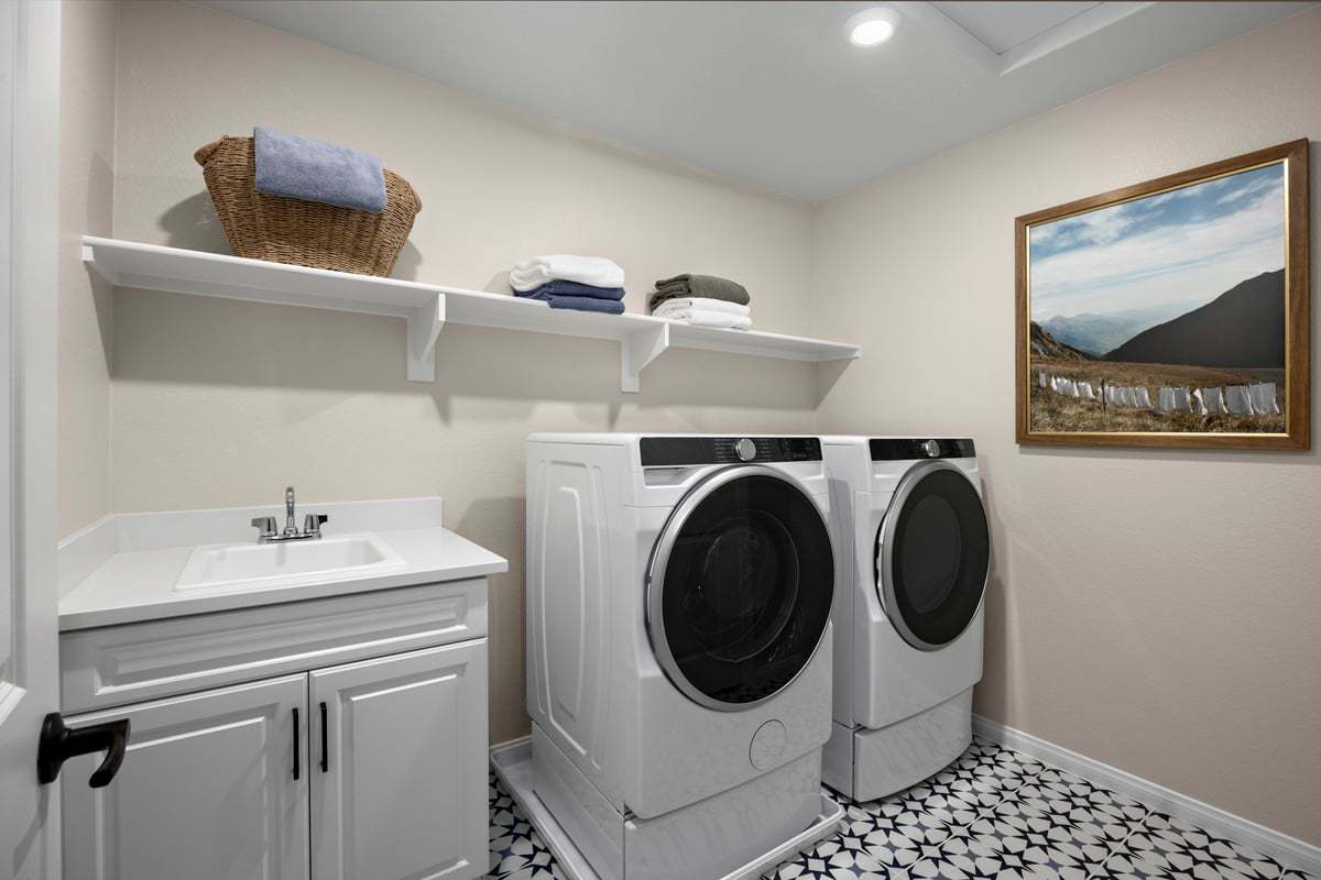 Plan 2319 Modeled - Optional laundry room sink
