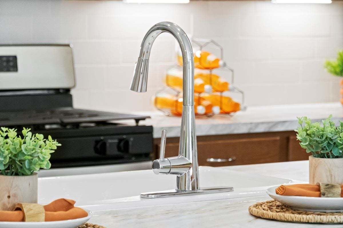 Plan 2387 Modeled - Chrome pulldown faucet