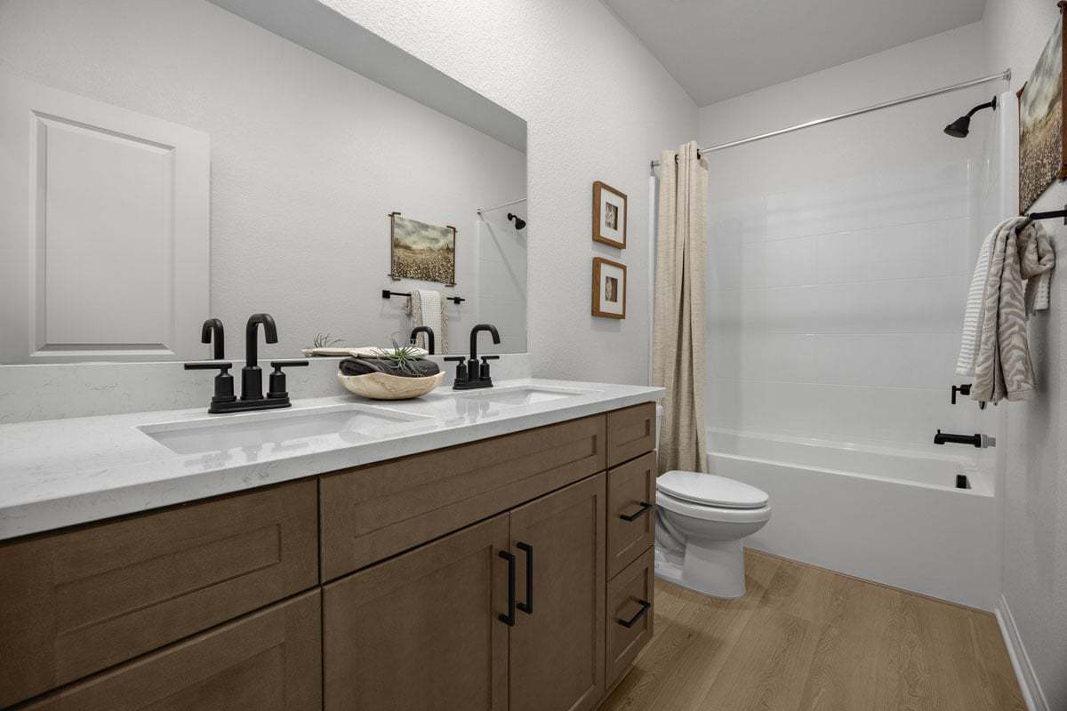 Plan 2613 Modeled - Optional matte black fixtures