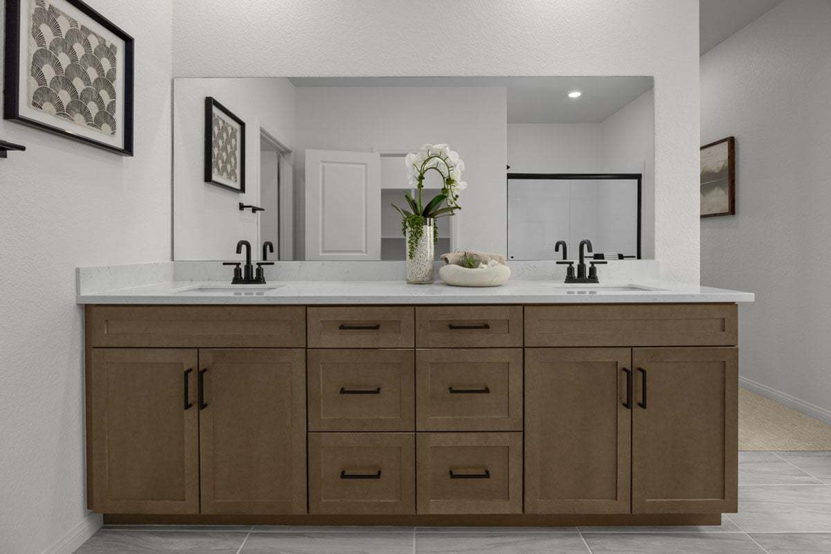 Plan 2613 Modeled - Optional vanity drawer bank at primary bath