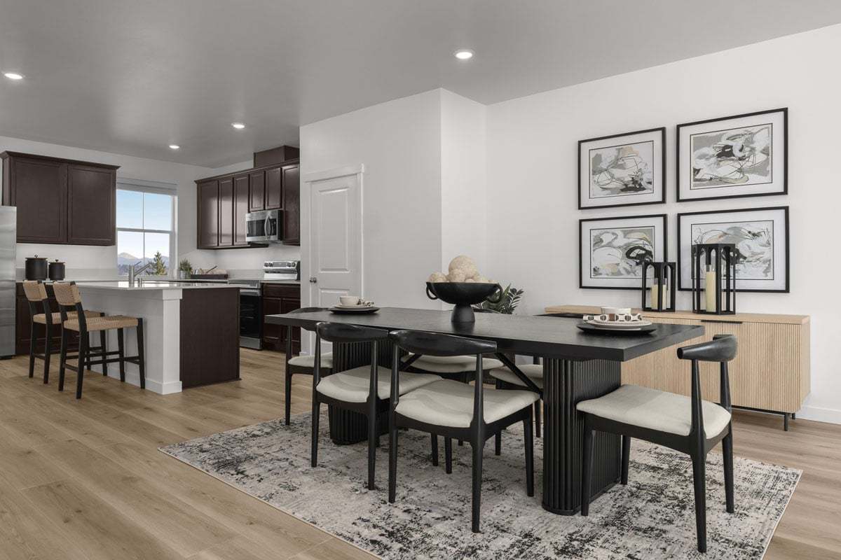 Plan 2202 Modeled - Dining area