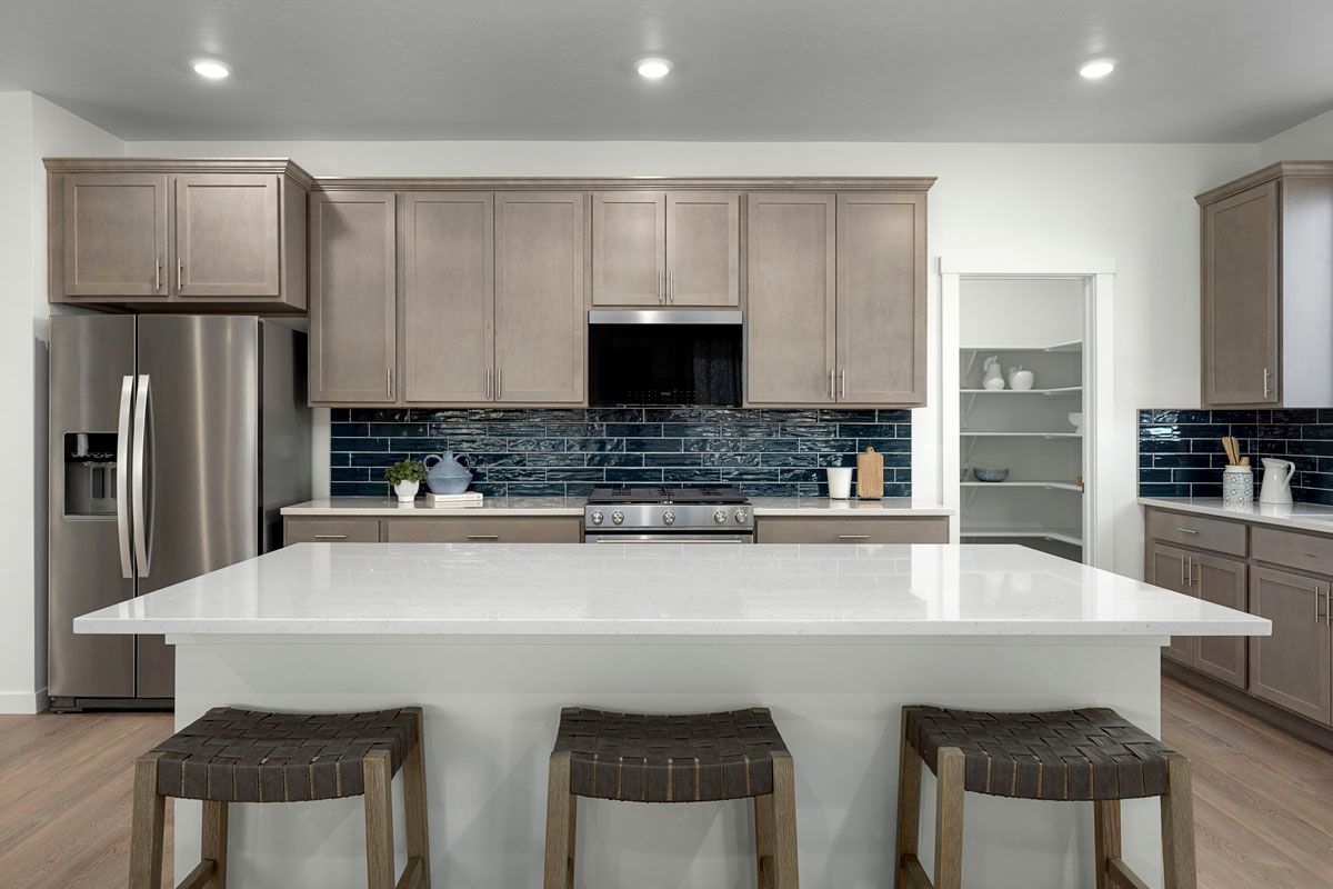 Plan 1646 Modeled - Kitchen island