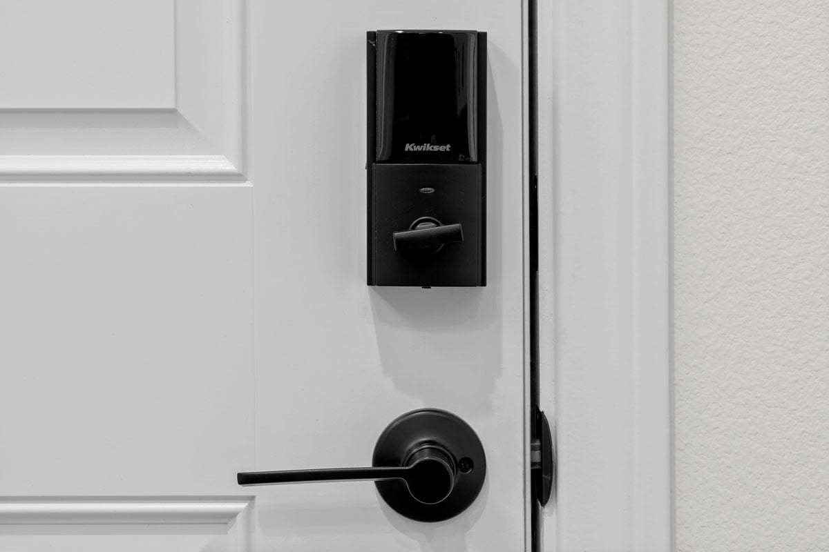 Plan 1709 Modeled - Optional matte black interior door hardware