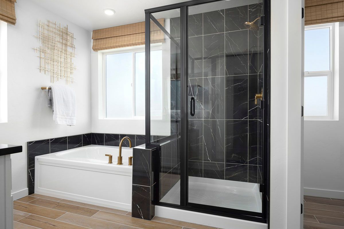 Plan 2892 Modeled - Tub and separate shower at primary bath