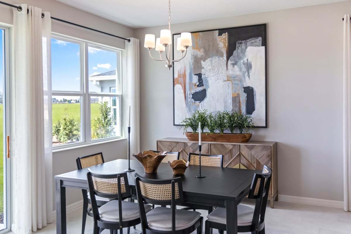 Plan 2107 Modeled - Dining area