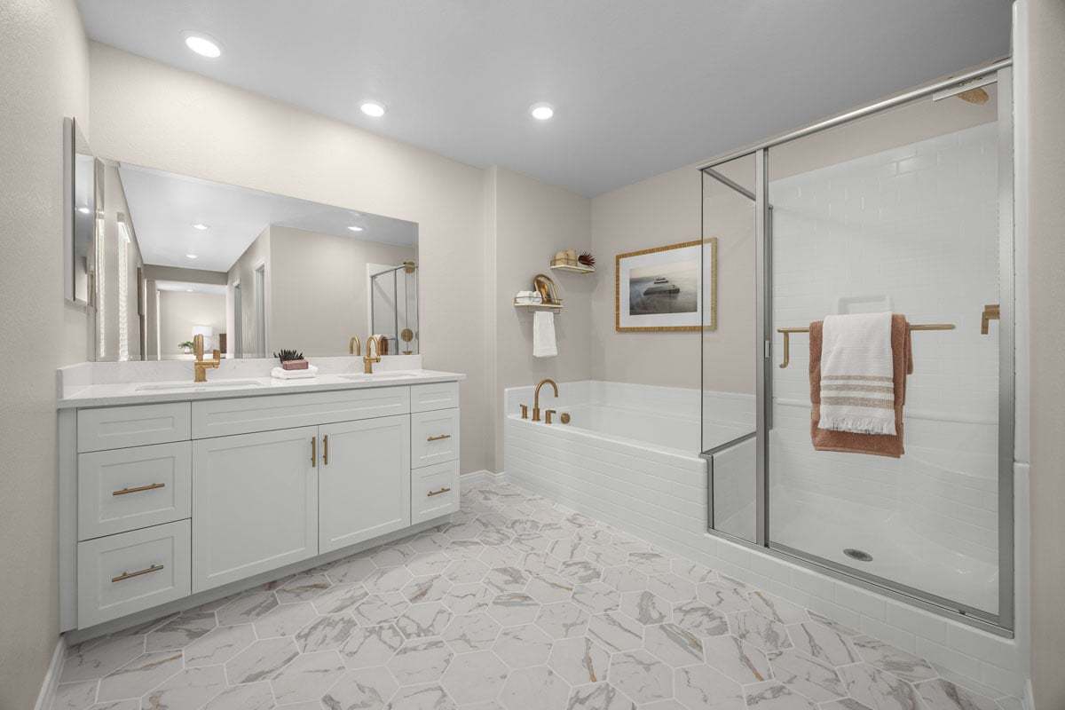 Plan 2889 Modeled - Optional tub and separate shower at primary bath