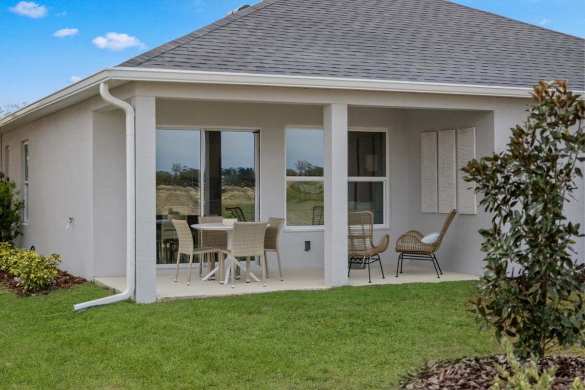Plan 1584 Modeled - Covered patio