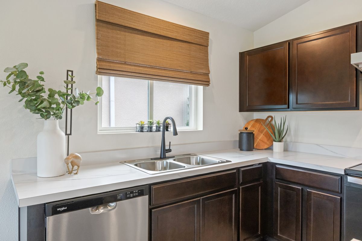 Plan 1541 Modeled - Kitchen
