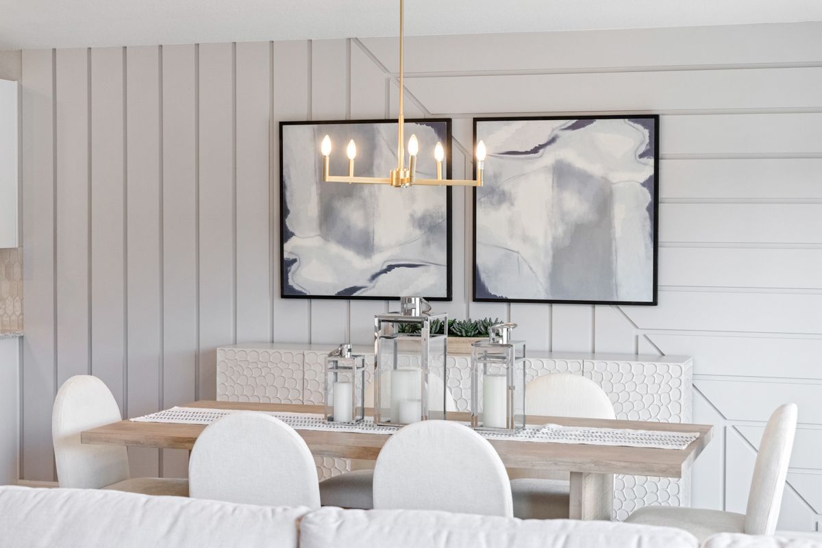 Plan 2342 Modeled - Dining area