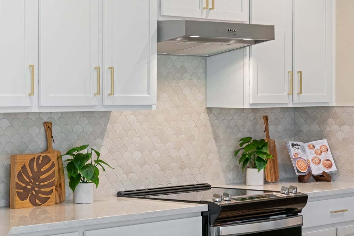 Plan 1989 Modeled - Tile backsplash