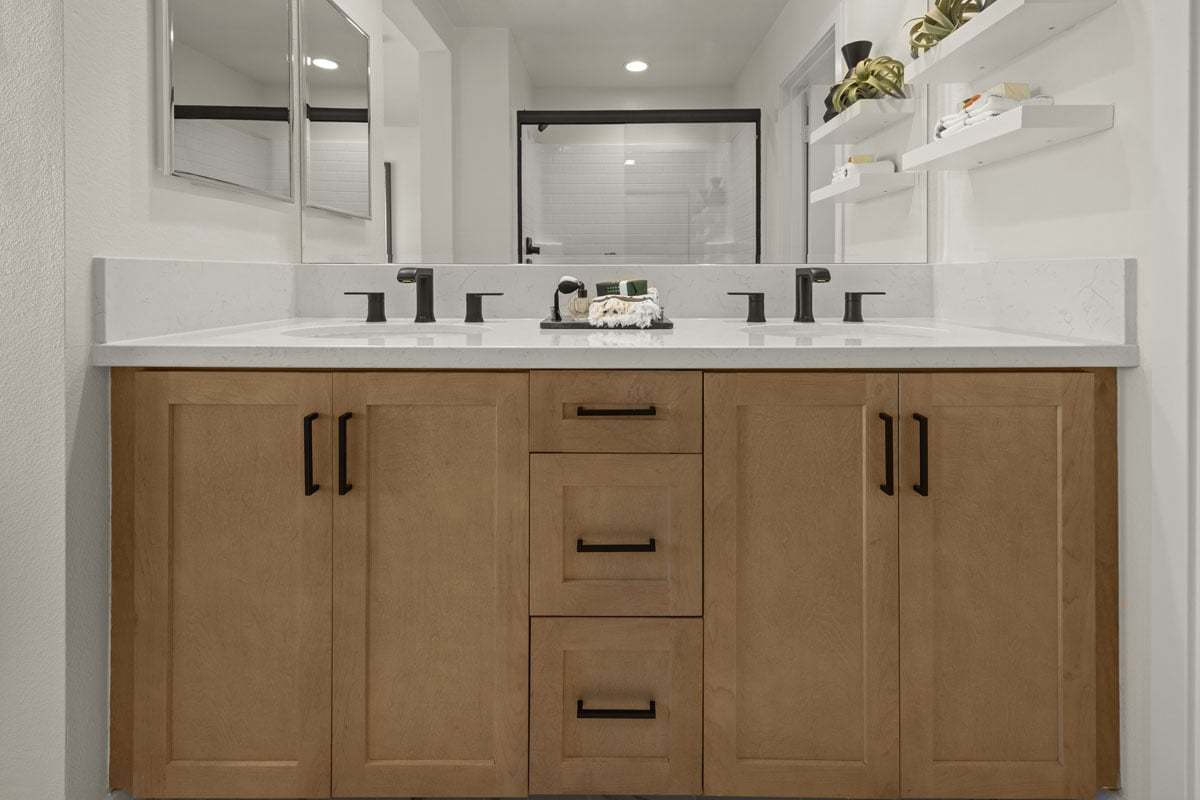 Plan 1739 Modeled - Optional Shaker-style maple cabinets