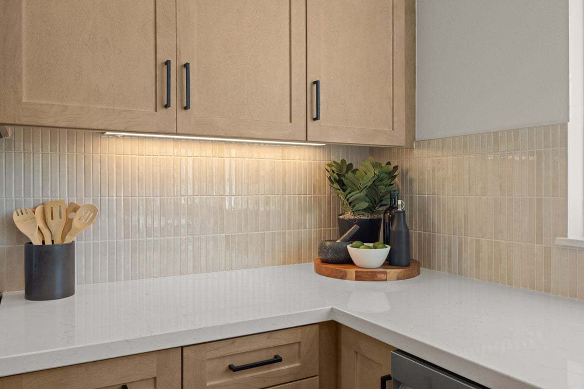Plan 1739 Modeled - Optional quartz countertops and full tile backsplash