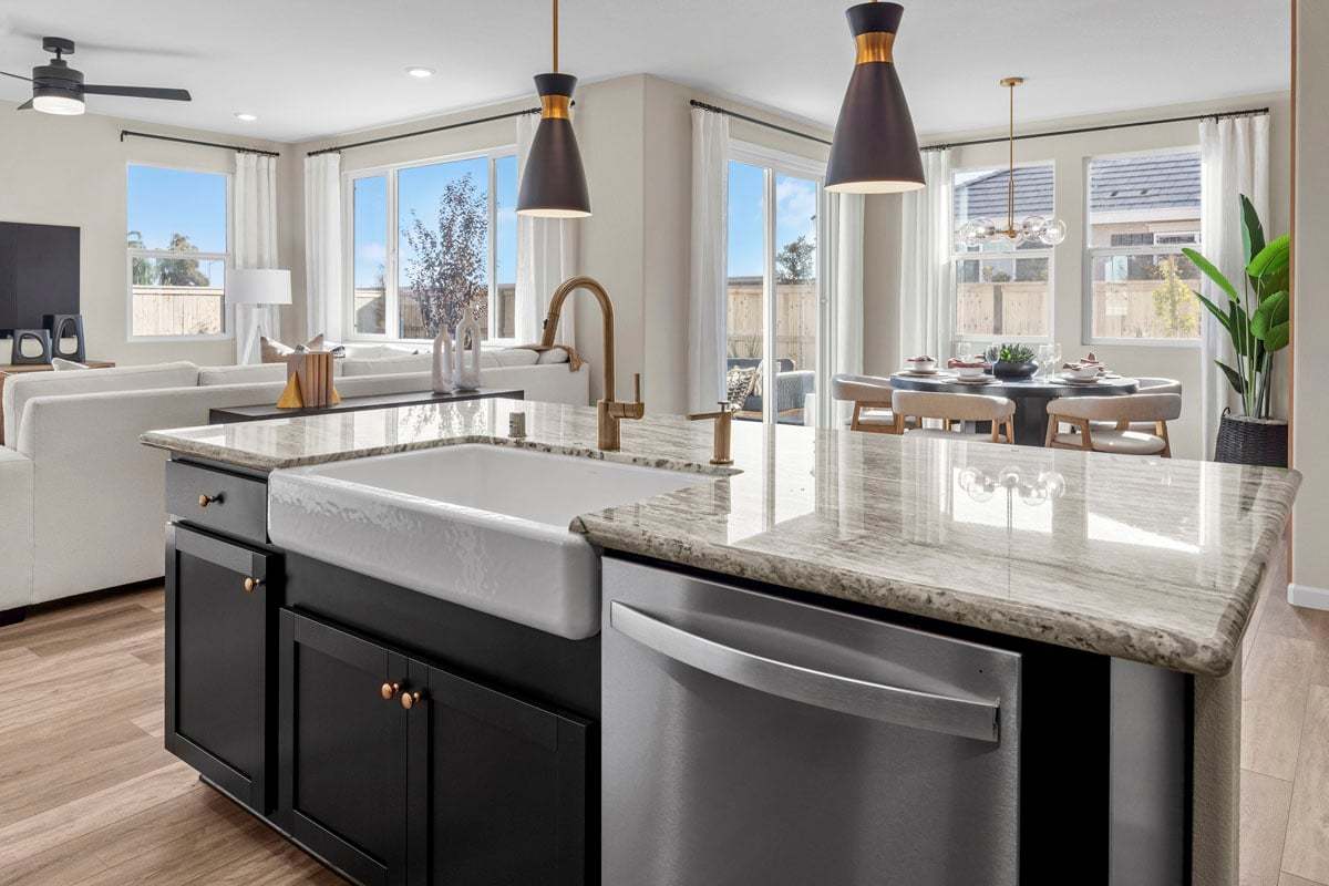 Plan 1600 Modeled - Granite kitchen countertops