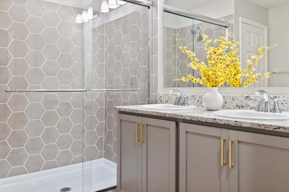 Plan 1707 Modeled - Dual-sink vanity at primary bath