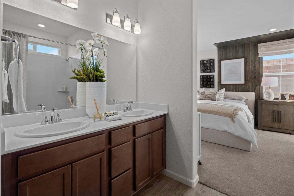 Plan 1950 Modeled - Dual-sink vanity at primary bath