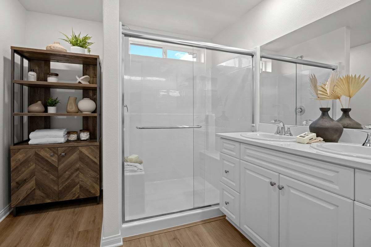 Plan 1851 Modeled - Walk-in shower at primary bath