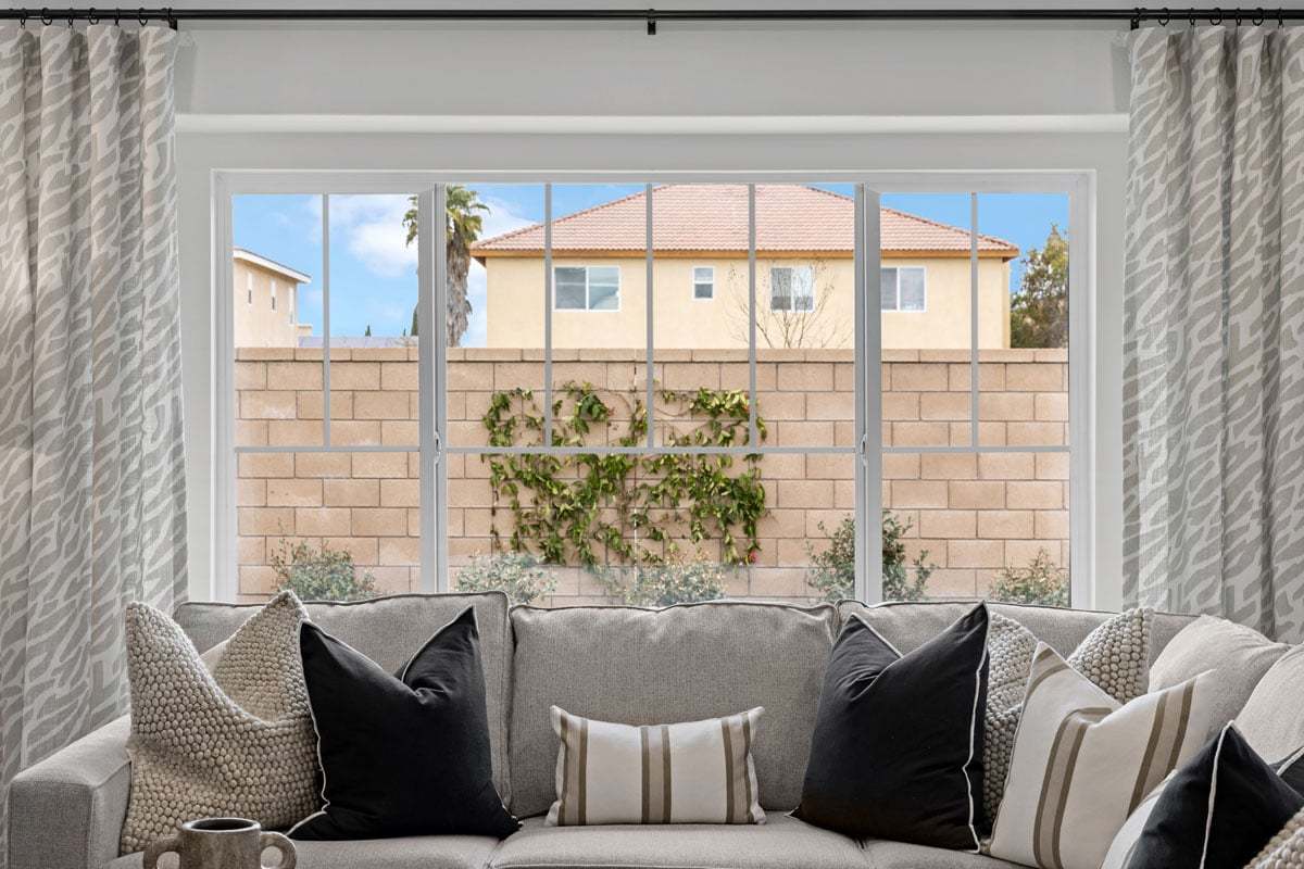 Plan 1851 Modeled - Dual-pane windows