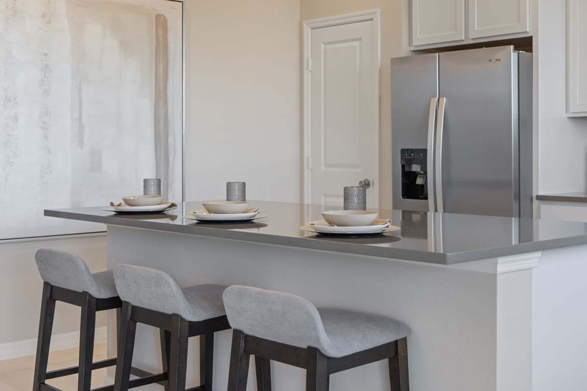 Plan 2566 Modeled - Kitchen island