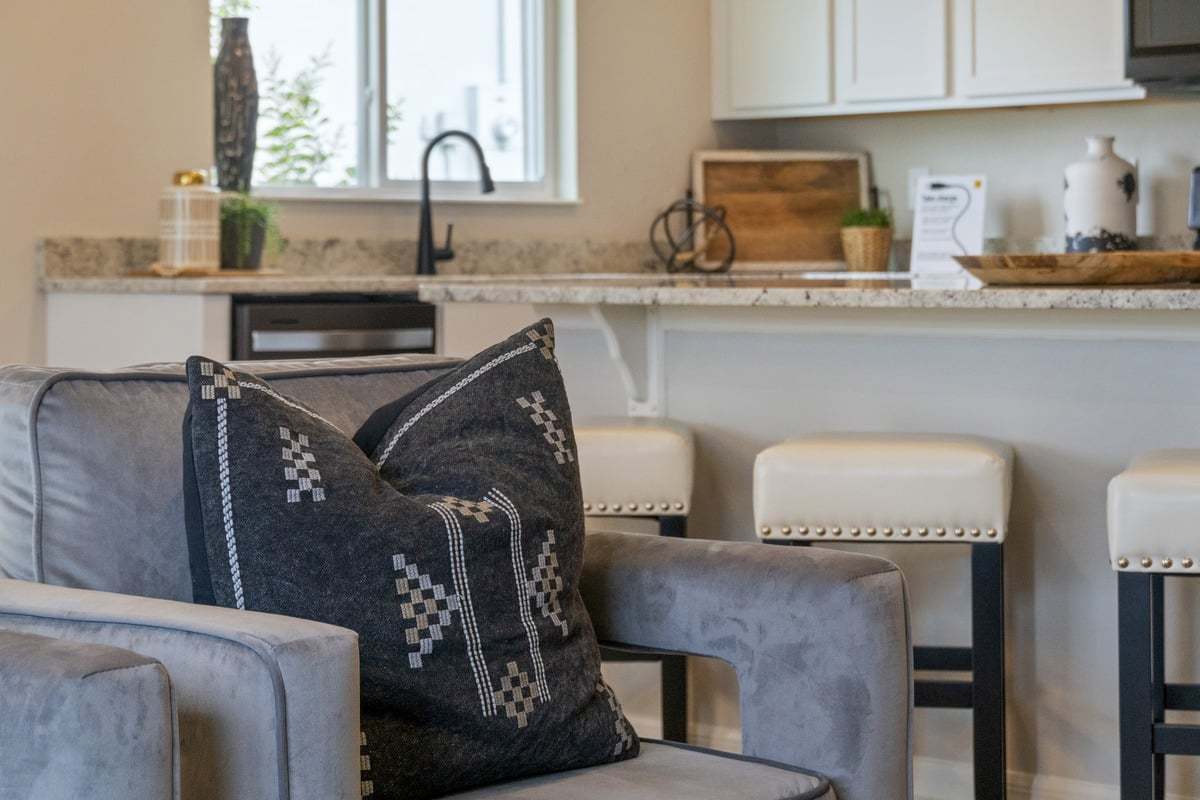 Plan 1541 Modeled - Kitchen island
