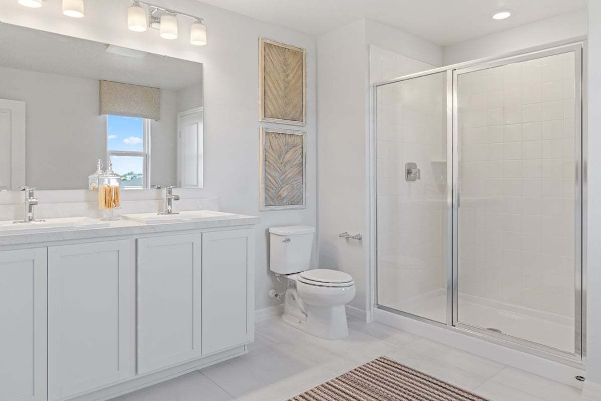 Plan 2566 Modeled - Walk-in shower