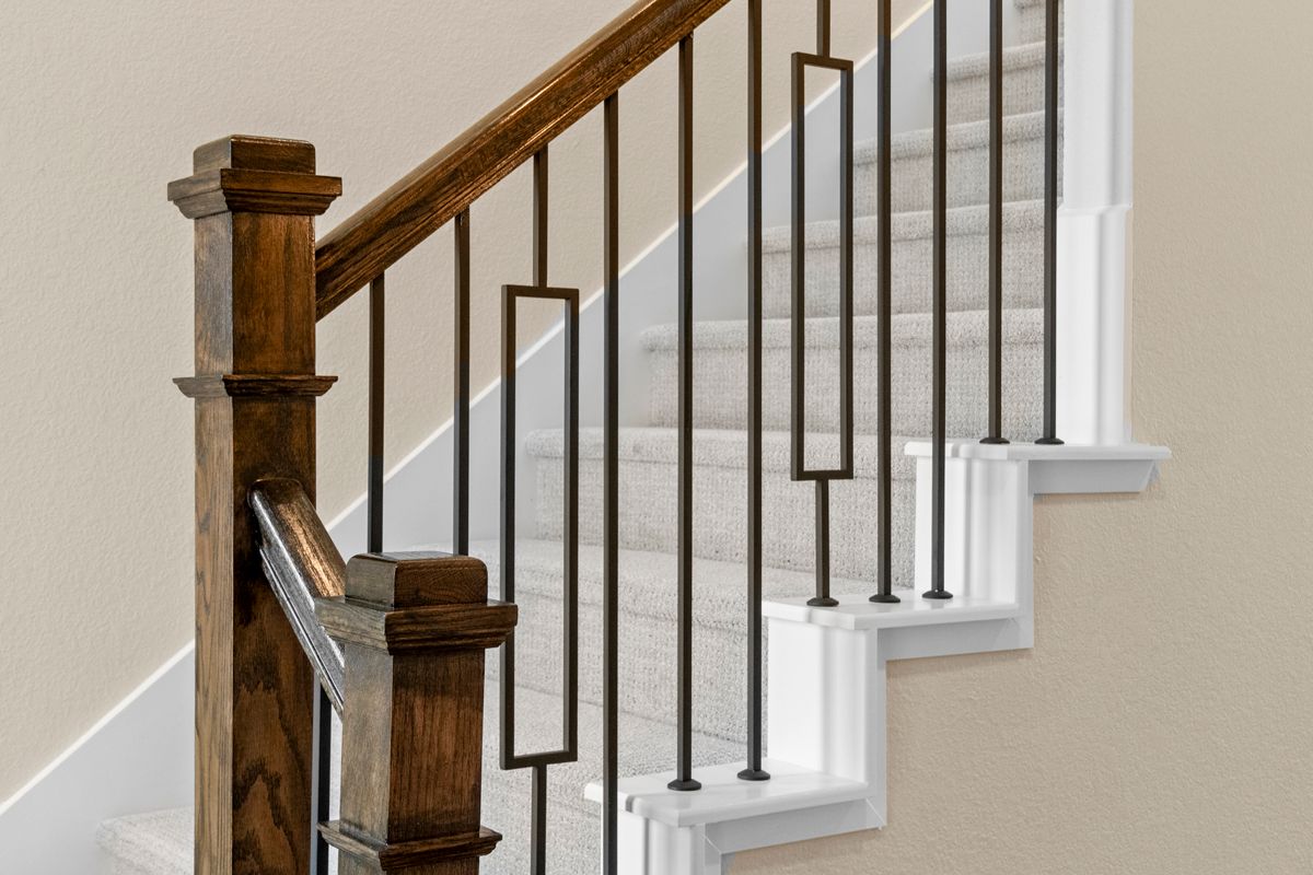 Plan 2495 - Upgraded stair rail
