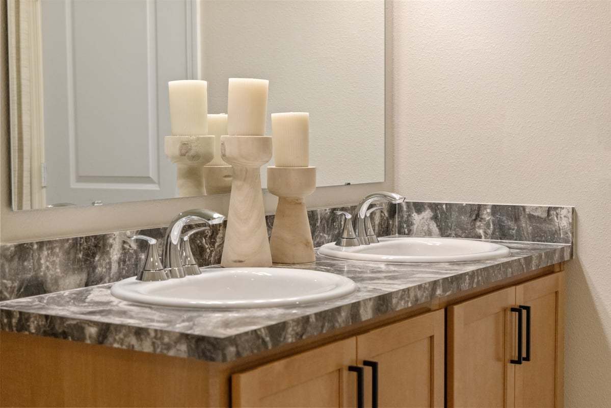 Plan 1541 Modeled - Dual-sink vanity at primary bath