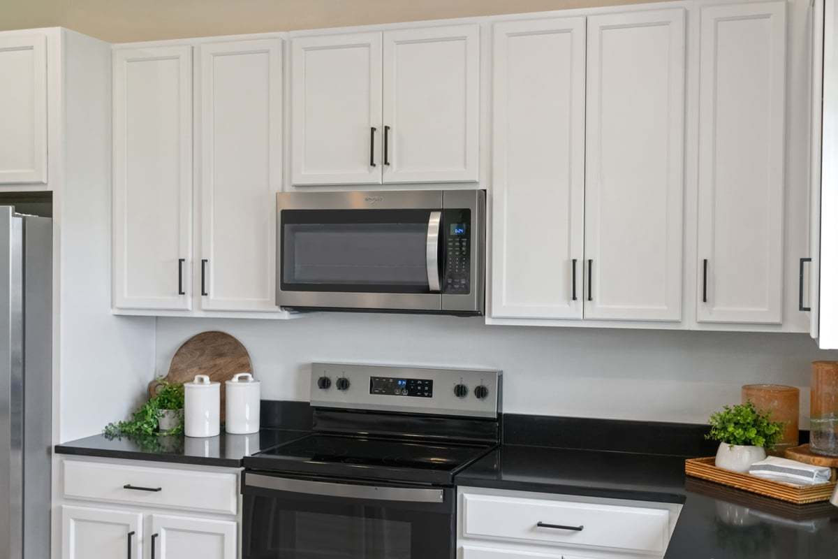 Plan 2566 Modeled - 42-in. upper kitchen cabinets