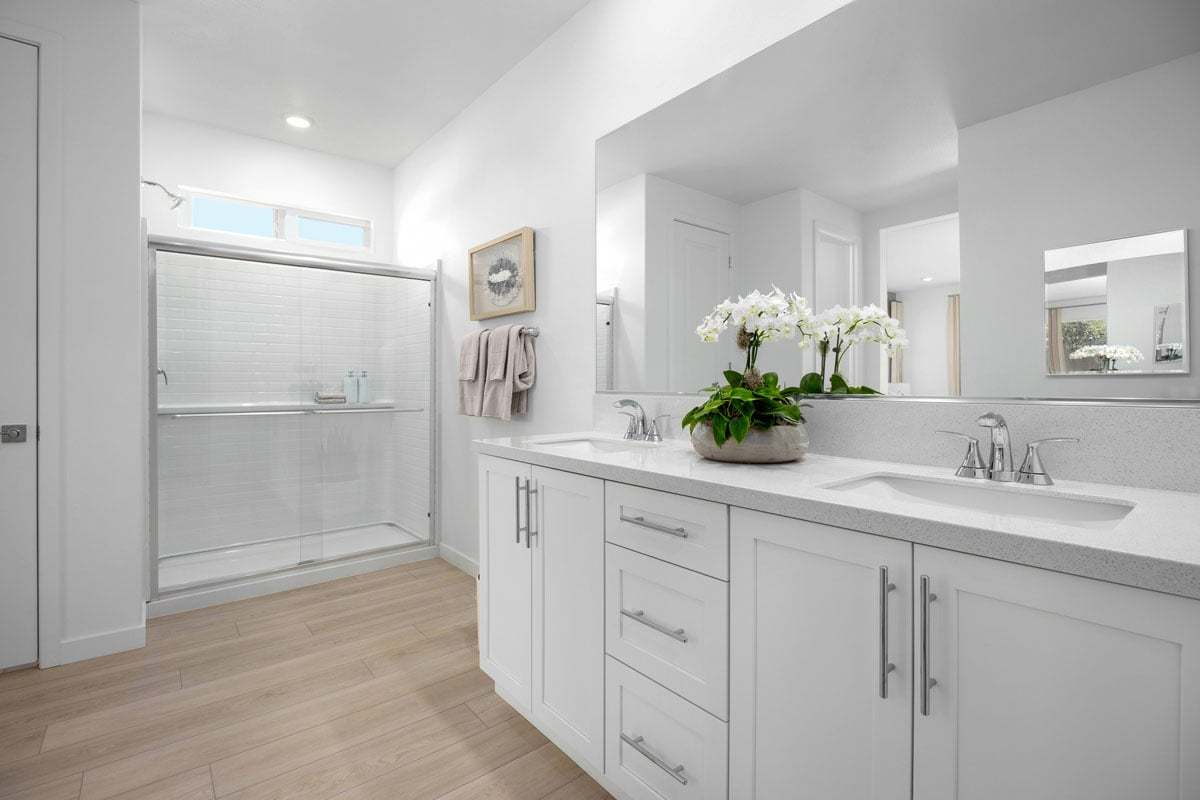 Plan 2140 Modeled - Dual-sink vanity at primary bath