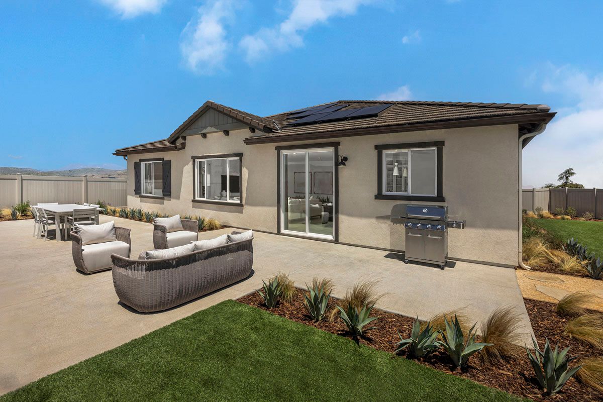 Plan 2140 Modeled - Back patio