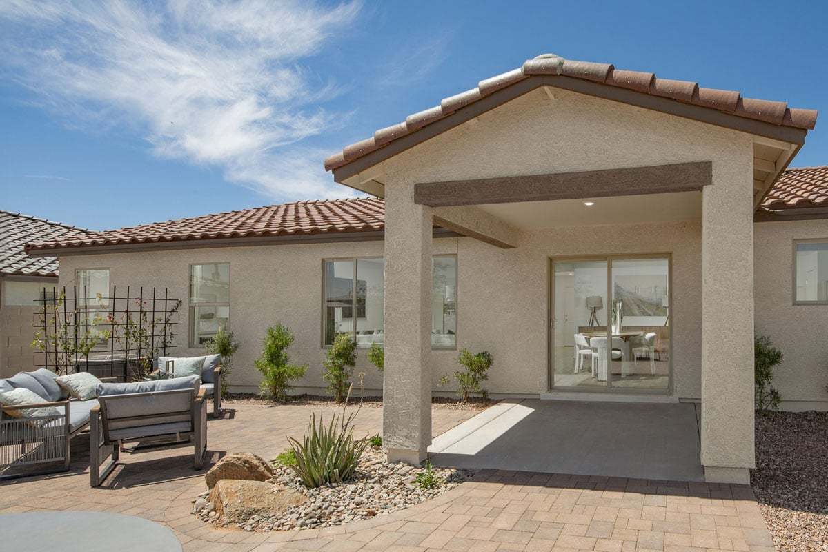 Plan 1618 Modeled - Covered back patio