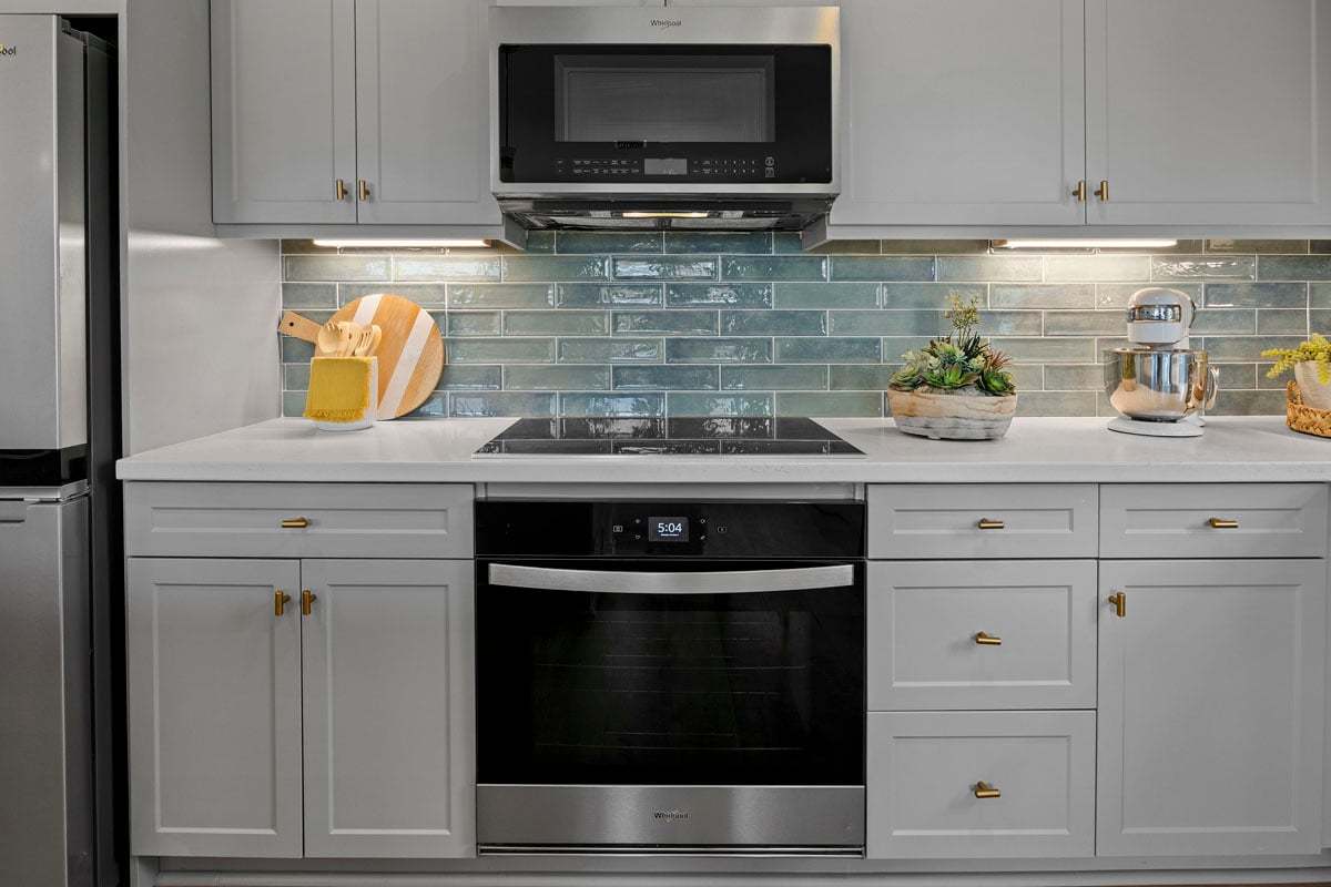 Plan 2453 Modeled - Optional smart appliances