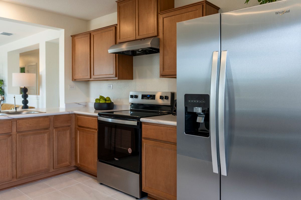 Plan 1242 Modeled - Stainless steel appliances
