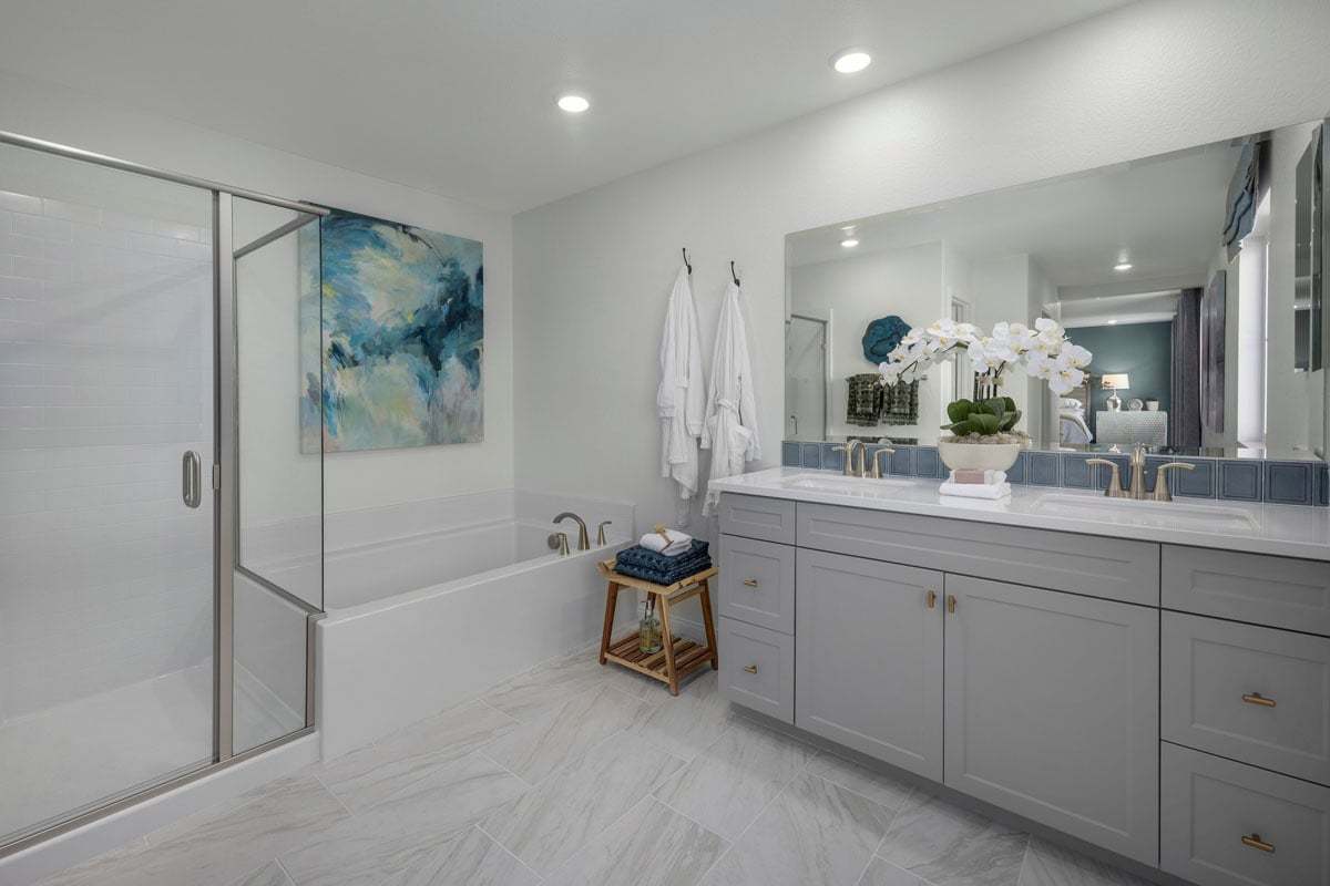 Plan 2453 Modeled - Optional tub and separate shower at primary bath