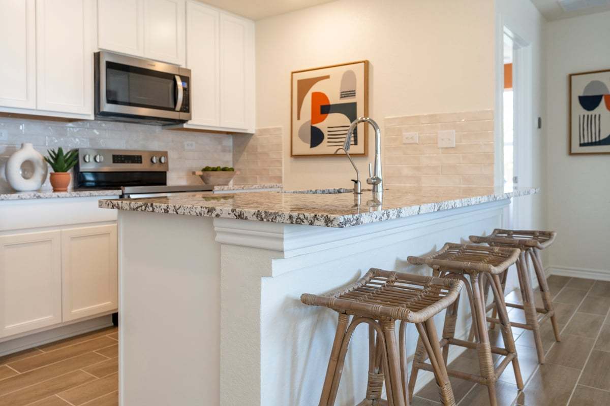 Plan 1416 Modeled - Extended breakfast bar