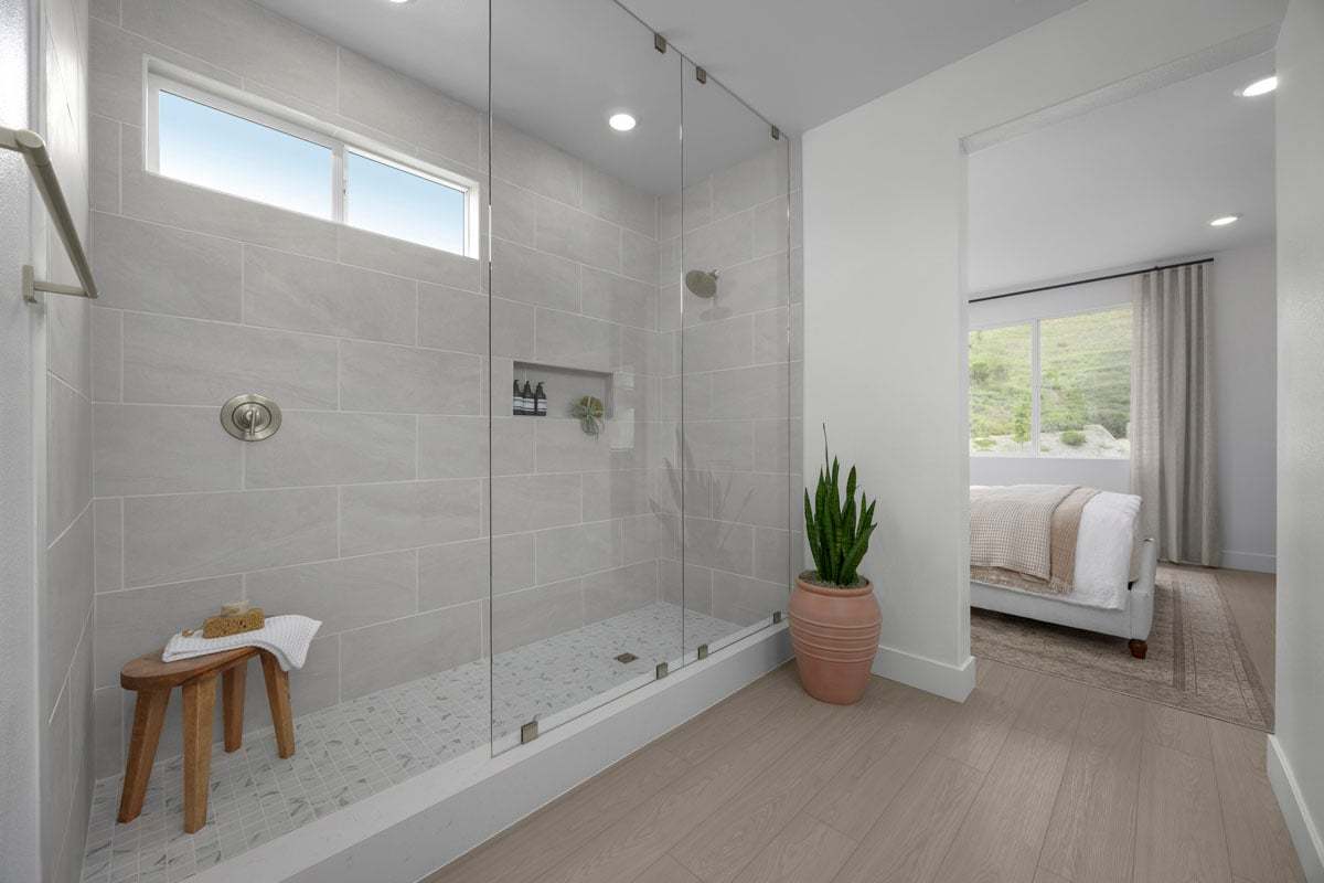 Plan 2040 Modeled - Walk-in shower at primary bath