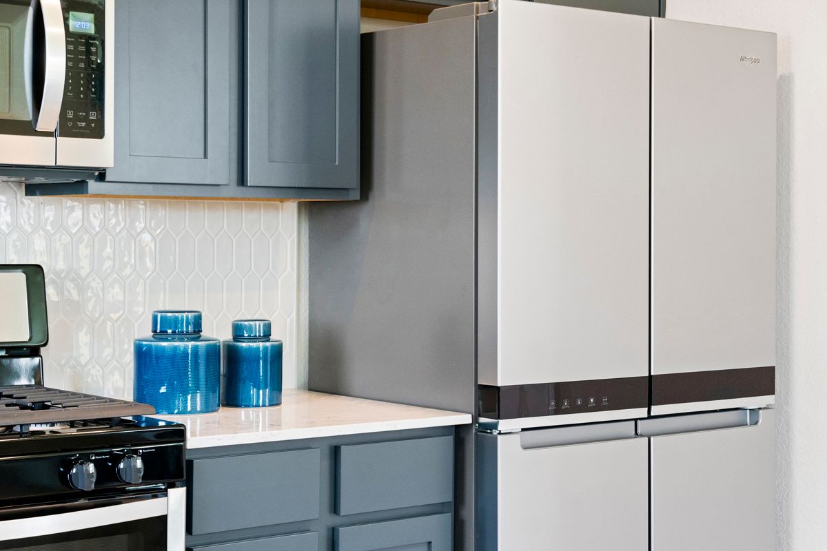 Plan 2245 - Stainless steel appliances