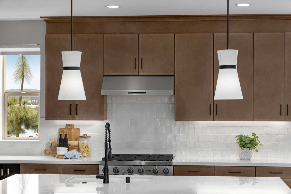 Plan 2638 Modeled - Optional pendant lights over island