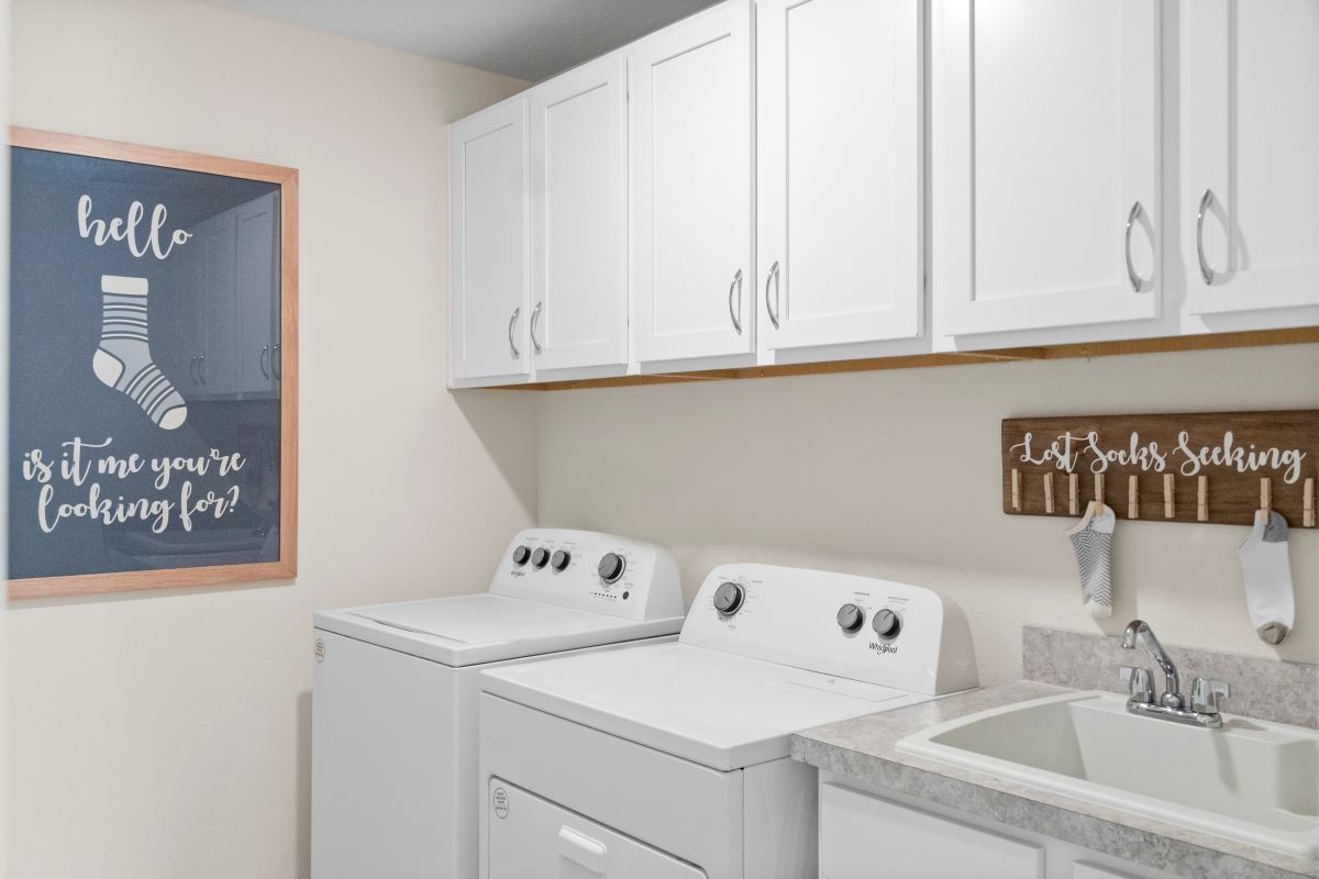 Plan 2566 Modeled - Upstairs laundry room
